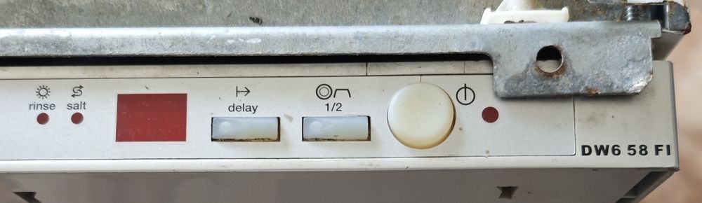 Máquina lavar loiça para peças sem cestos