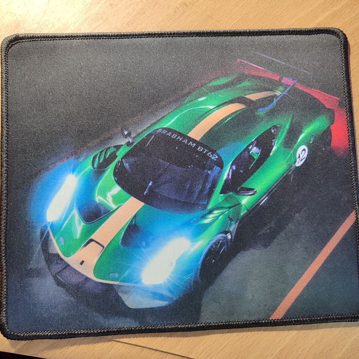 Килимок для миші 25x20 см з яскравим спорткаром