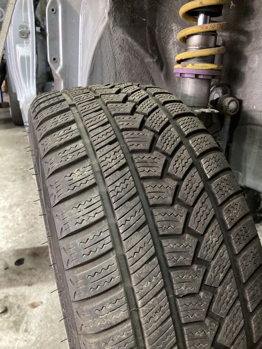 Opony zimowe mirage MR-W562 jak NOWE