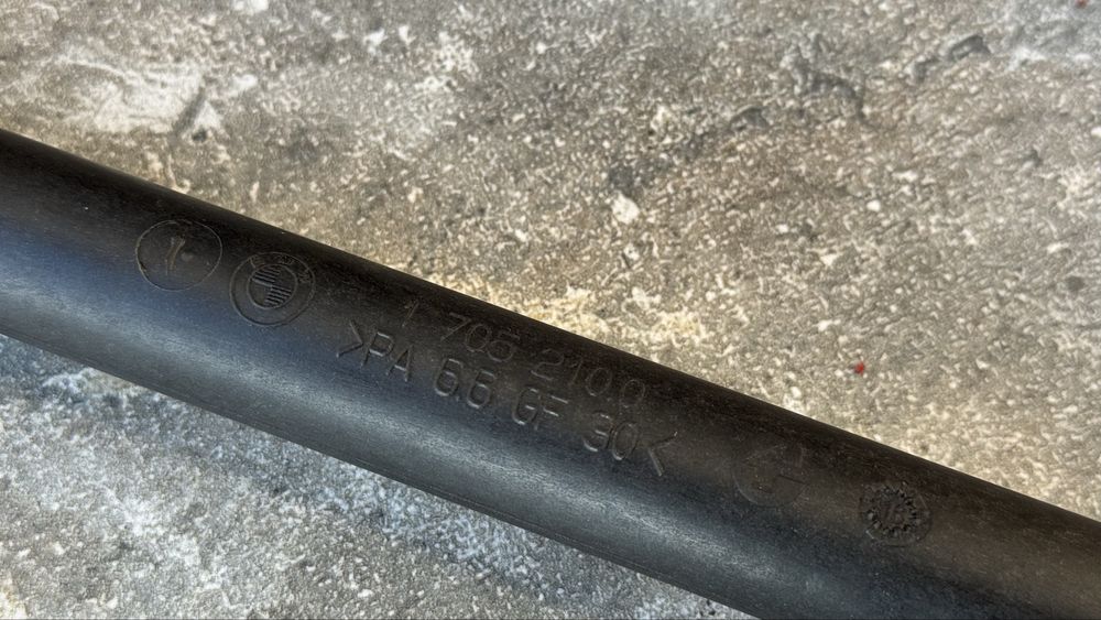 Патрубки охолодження пластикові БМВ Е39 Е46 М54 М52ТУ патрубок бмв е39