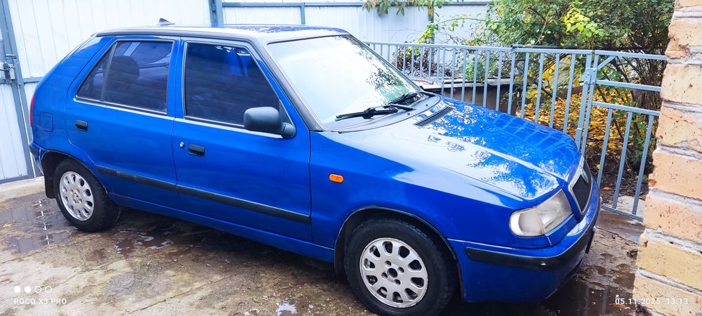 Продам   машинку