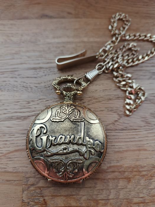 Кишеньковий годинник