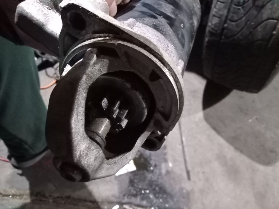 Продам стартер на Мерседес