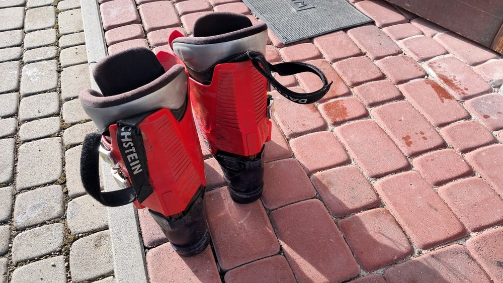 Sprzedam buty do nart