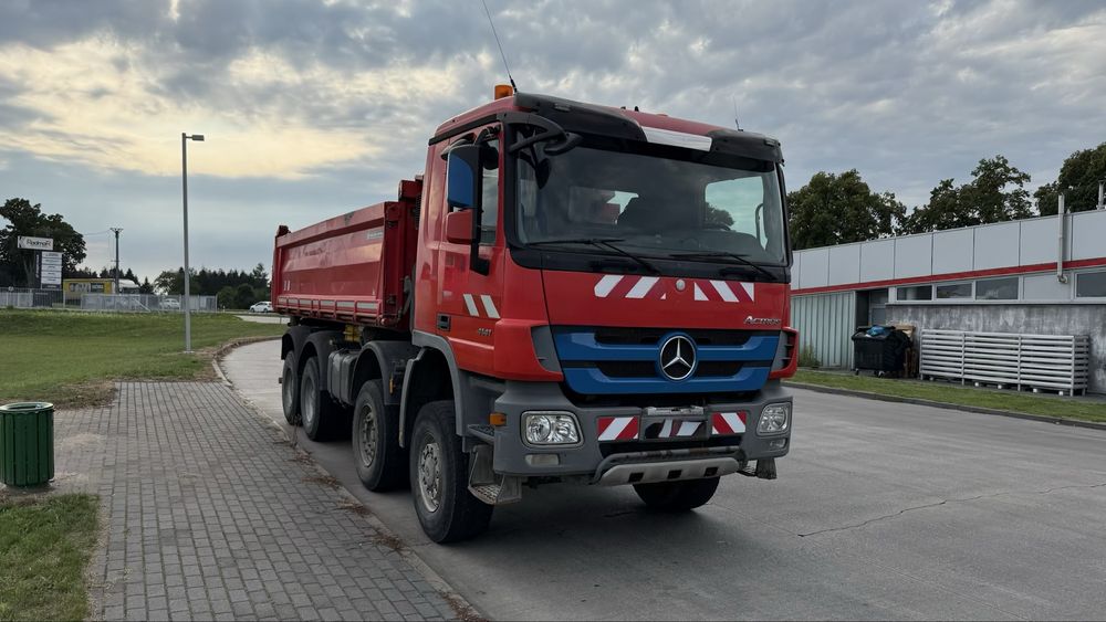 Usługi koparko-ładowarką, transport wywrotką