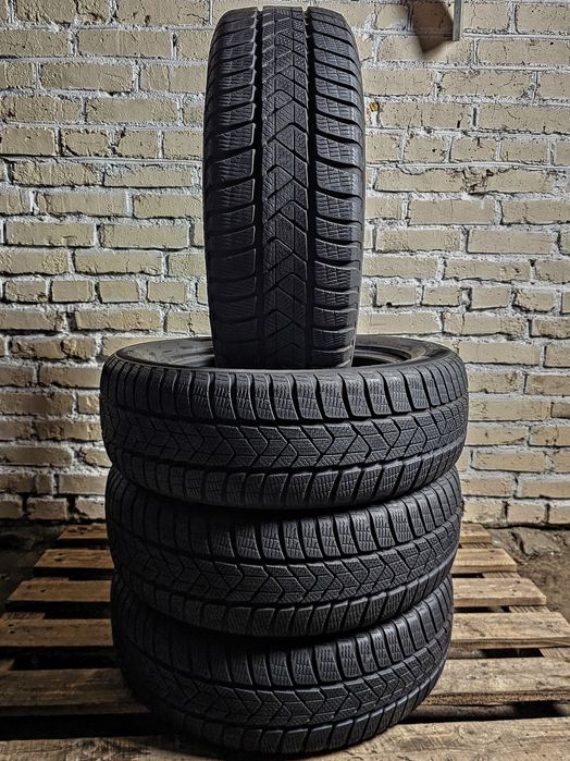 Зимові 205/60r16 Pirelli | 7mm | 2022 | Преміум шини | Ідеальні | 4шт