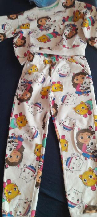 Nowy dres 122  Koci Domek Gabi