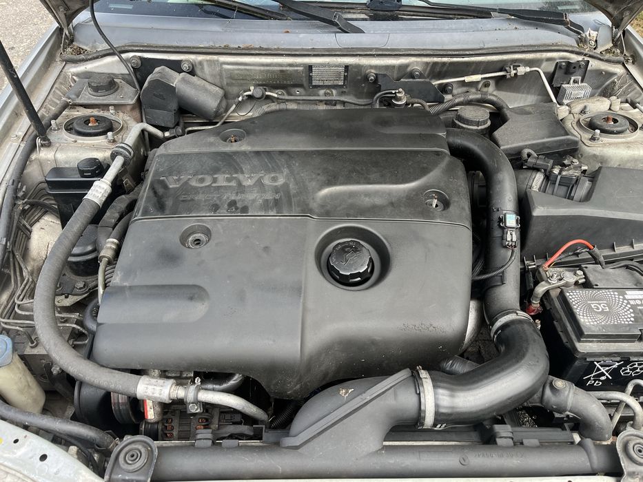Volvo V40 1.9 DID Ano 2001
