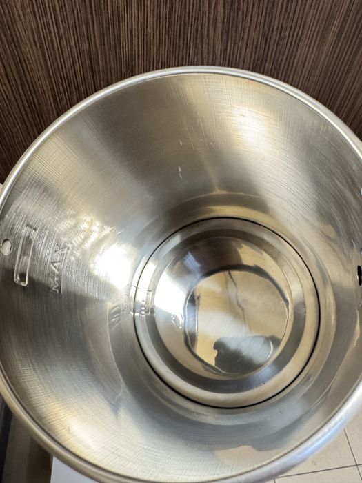 Чайник Grunhelm EKS-1857SB