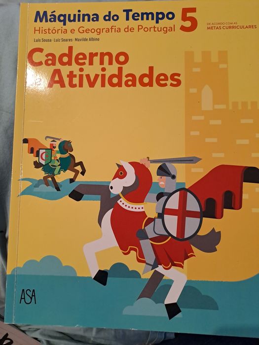 Cadernos de atividades e de apoio ao estudo.  5 e 6 ano. 5 € cada.