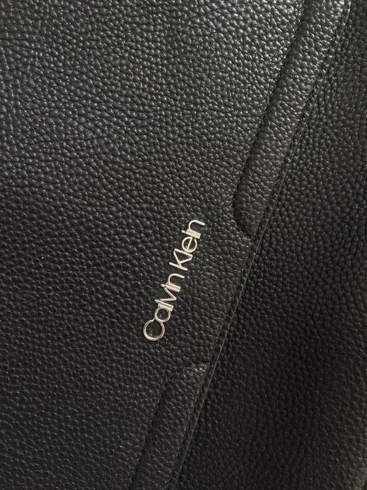 Жіноча сумка Calvin Klein