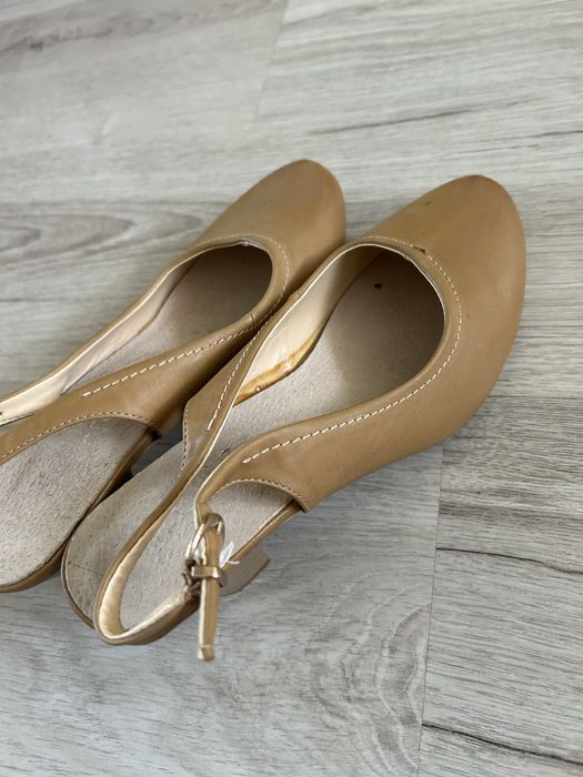 buty na obcasie