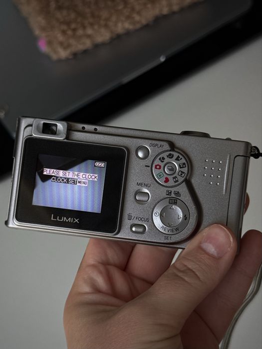 Цифровий фотоапарат Panasonic Lumix DMC-FX5 | Leica f/2.8 | CCD | Made in Japan