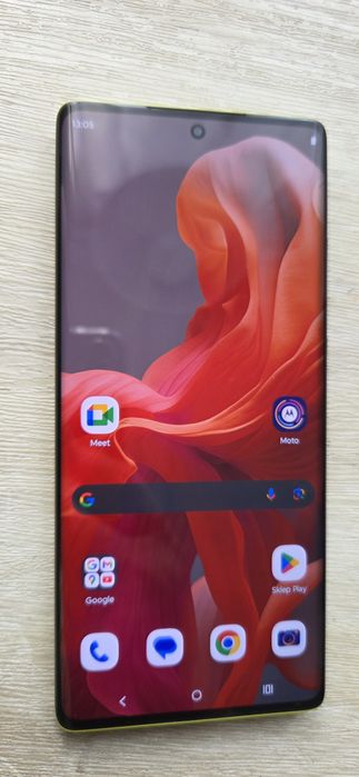 Motorola g85 5g. 24/256 GB.