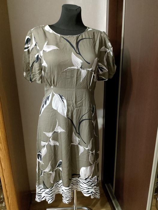 Sukienka damska dl 94/109 biust 92 pas 84 nowa