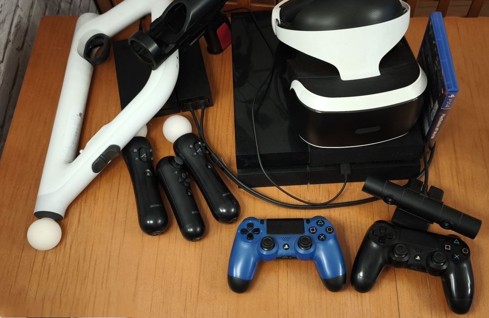 PlayStation 4 1TB SSD VR zestaw