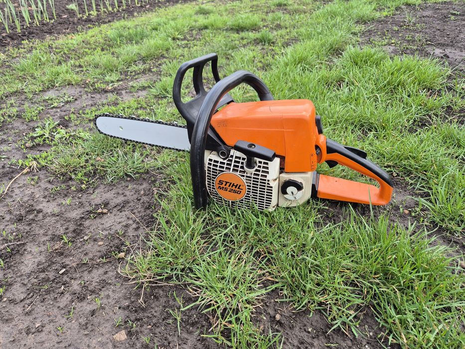 Бензопила Stihl MS 250 пила 230 210 Штіль