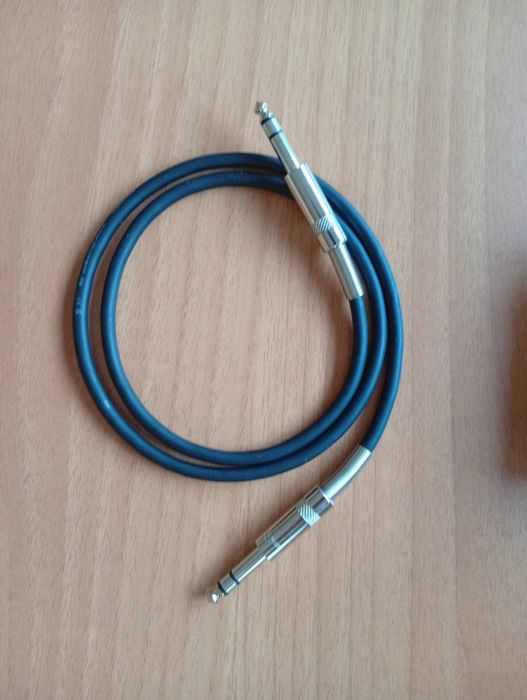 Amplificador fones 4 saídas Novo