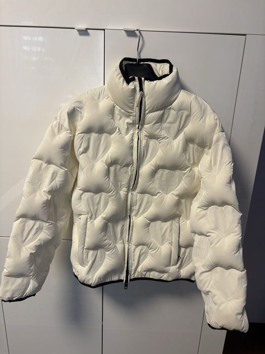 Biała oryginalna  kurtka Love Moschino