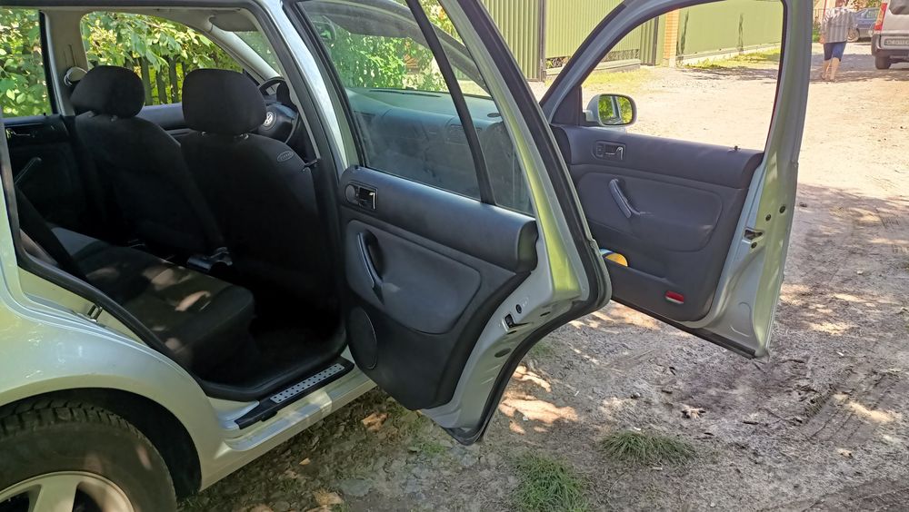 Гольф 4 по запчастинах