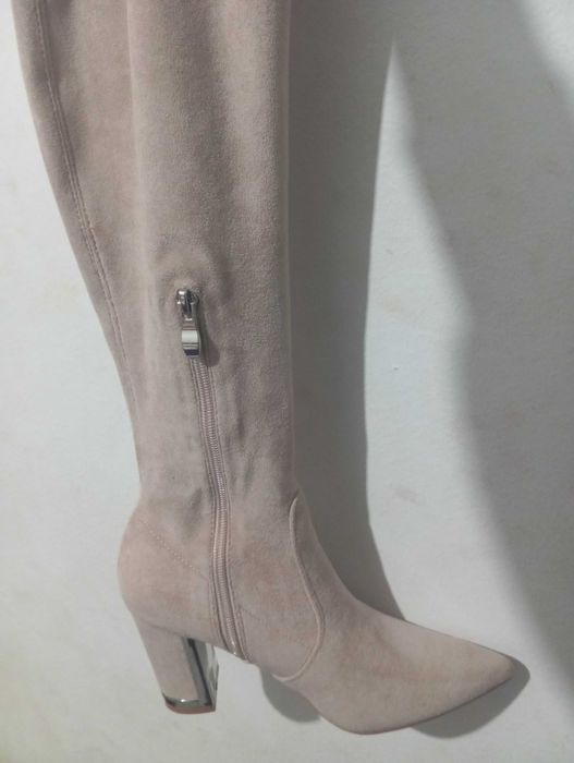 Botas em pele - Tam 39