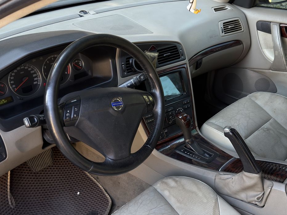 Volvo s60 2005 2,4AT