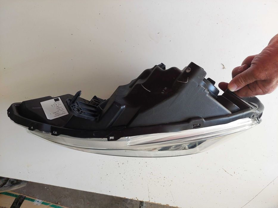 farol novo esquerdo Renault kangoo