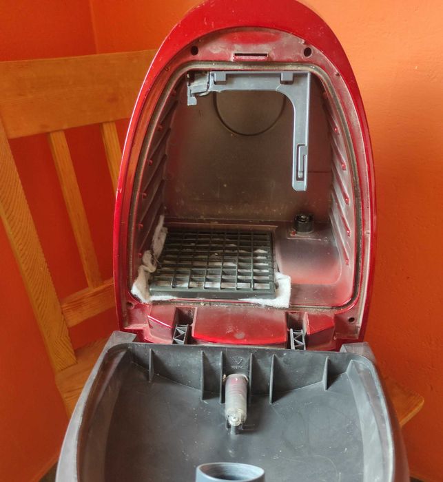 Odkurzacz duży 2000W MPM Product V-8505