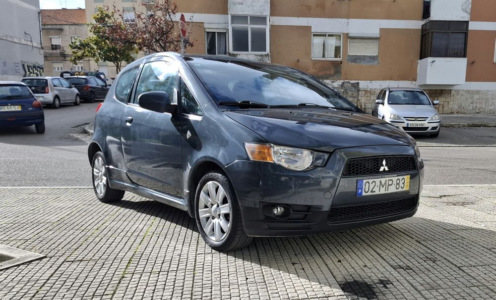 Mitsubishi colt CZ3 1.3 caixa automática/can automático