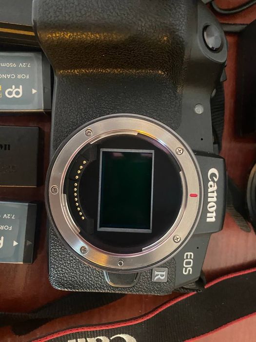 Canon EOS RP + RF 24-50mm f/4.5-6.3 IS STM