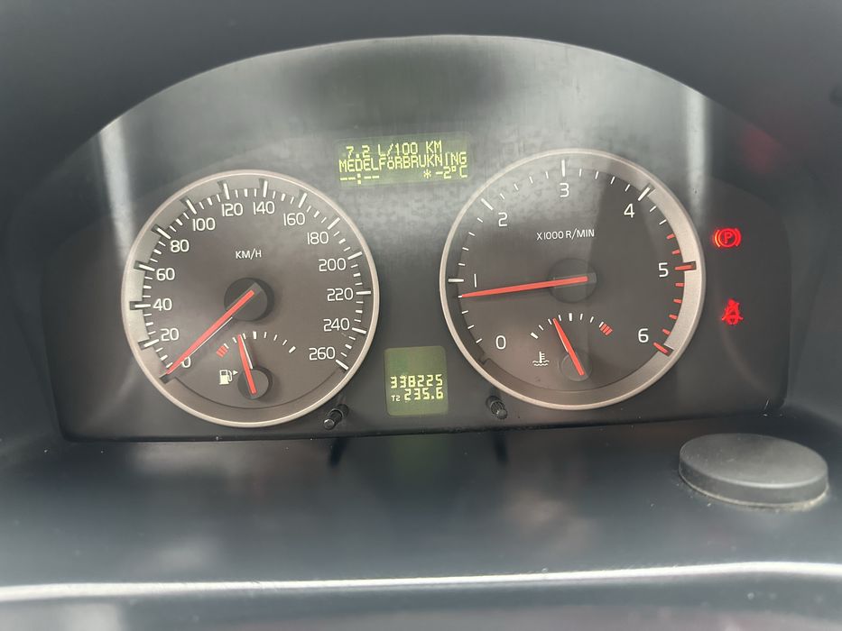 Volvo v50 2.0 diesel в гарному стані !!!