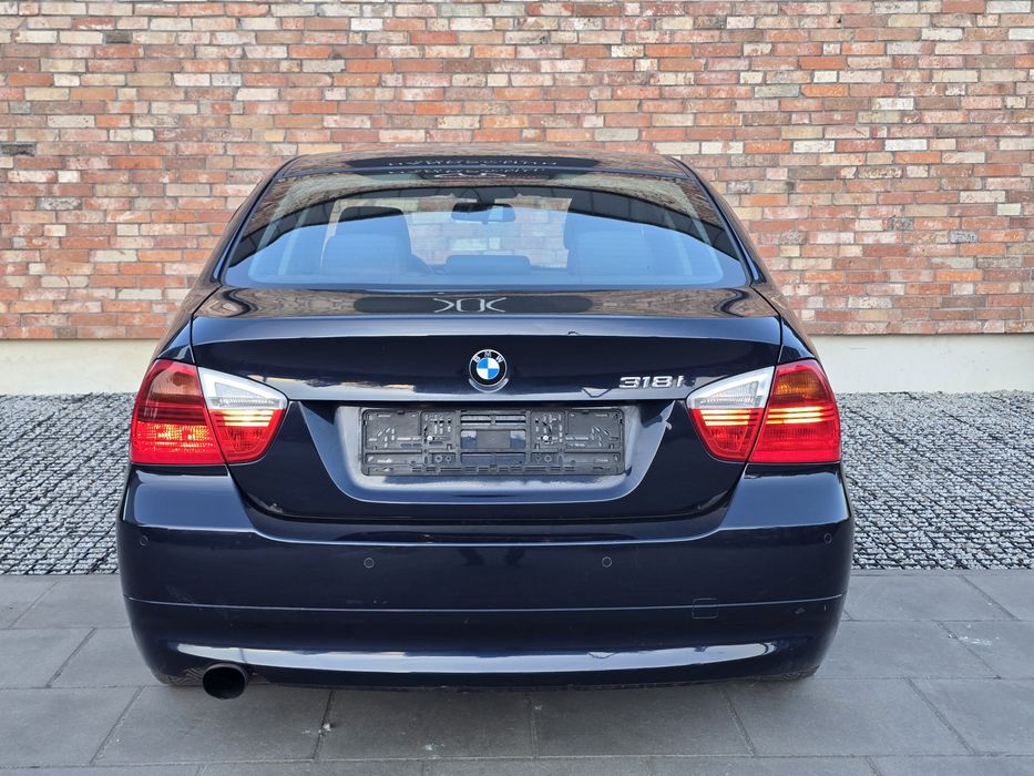 BMW 318i E90 ,2006r,bezwypadkowy,pół skóry,serwisowany,wyposażony,2xkl