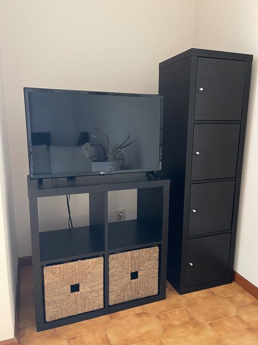 Conjunto de Estantes com acessórios preto-castanho