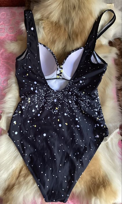 Купальники размер 52-54,44-46