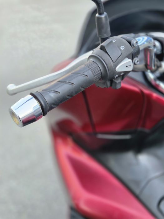 Макси-скутер HONDA PCX-150 2019