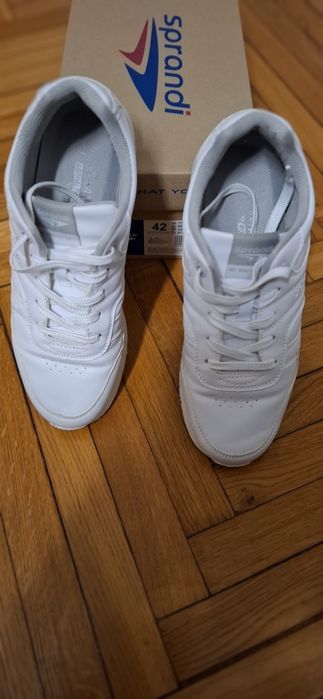 Buty męskie białe