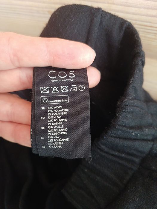 73% вовна, брюки COS