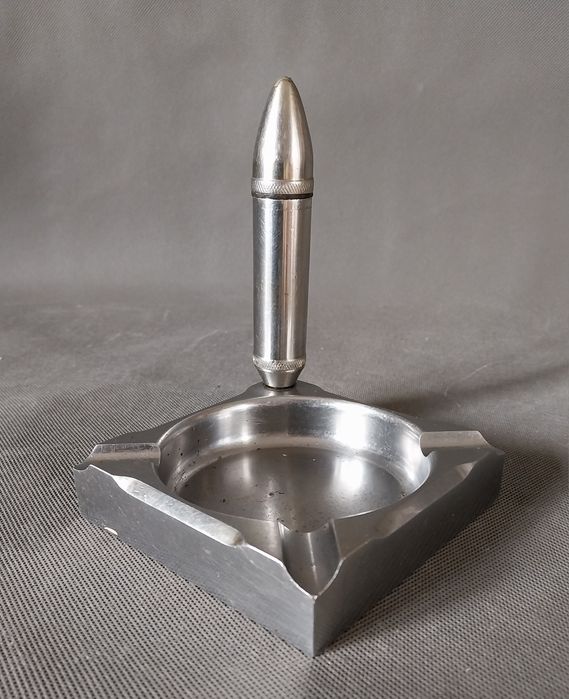 Zapalniczka sztuka okopowa