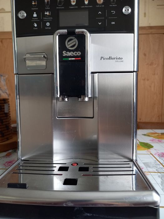 Кофемашина Saeco PicoBaristo Deluxe.