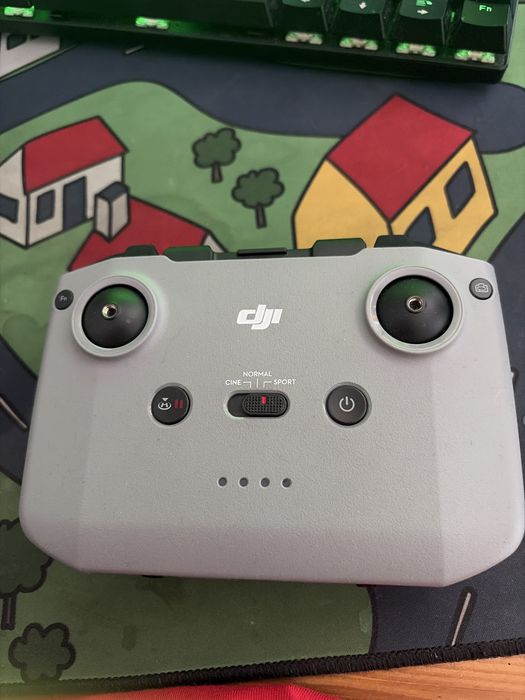 Dron dji mini 3
