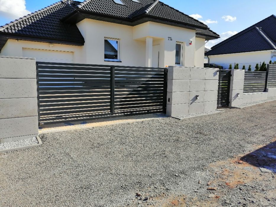 Ogrodzenia z pustaków łupanych,gładkich,panelowe,siatkowe