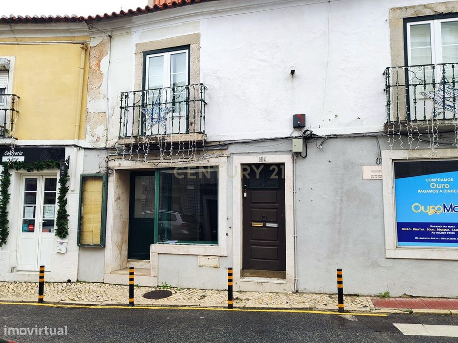 Loja para arrendar em Oeiras – Centro Histórico