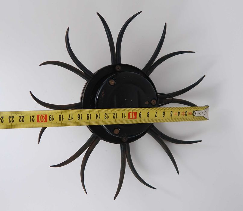 Barômetro Sol antigo em ferro forjado