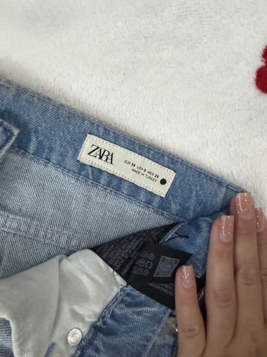 Джинси Zara з металізованим покриттям