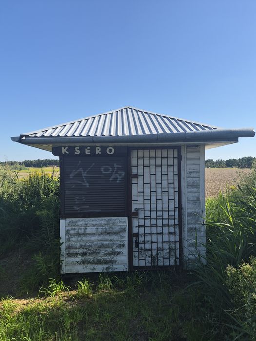Garaż Kiosk magazyn stróżówka