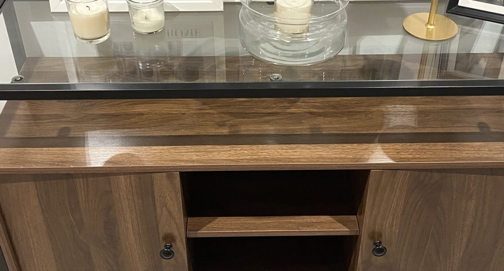 Conjunto de aparador com banqueta