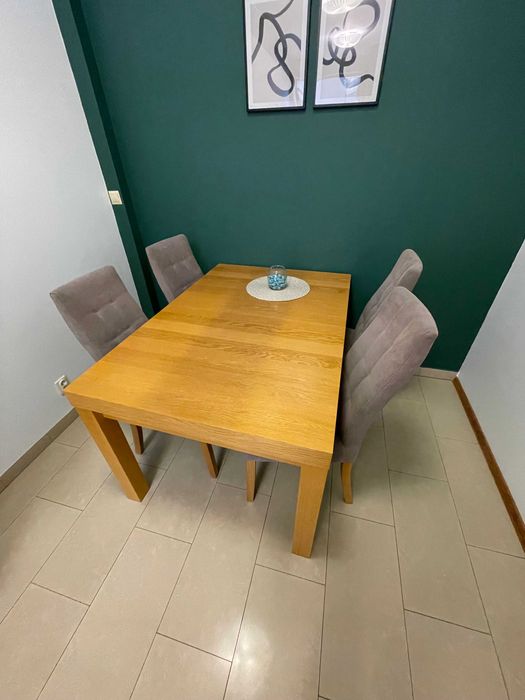 Duży drewniany stół rozkładany 140–230 × 95 cm