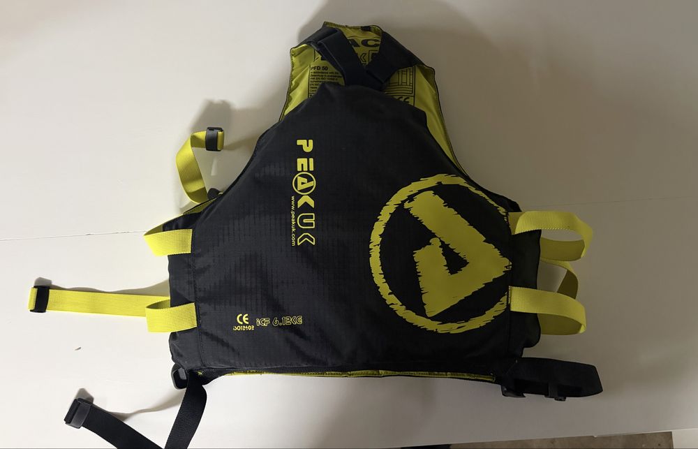 Colete salva vidas- Peak Uk Racer Pro