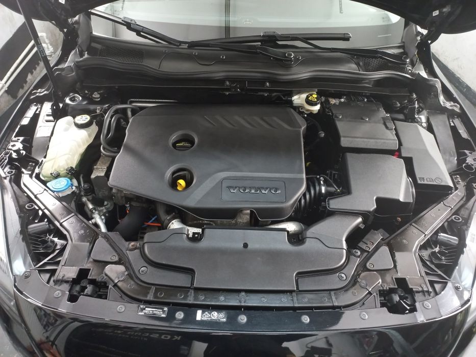 Volvo v40 1.6d 2013r