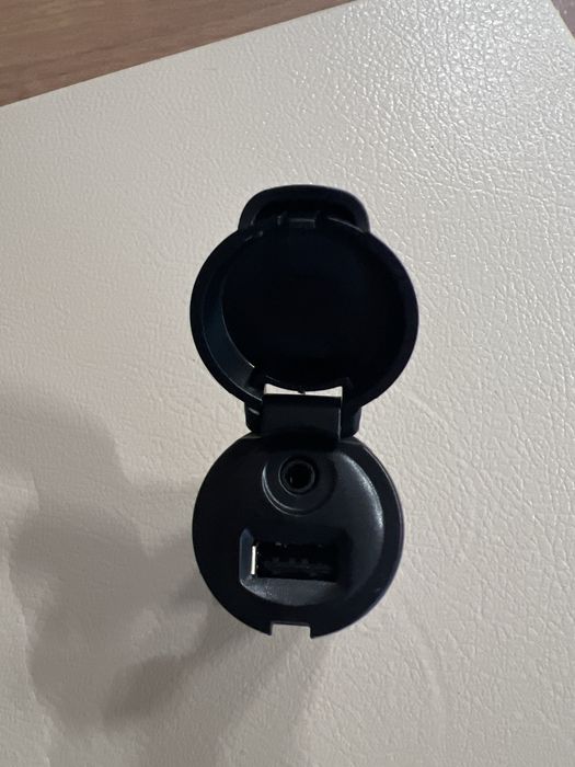 AUX USB адаптер в авто